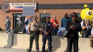 Lawyers who specialize in suing Chicago cops seek special prosecutor to go after ICE